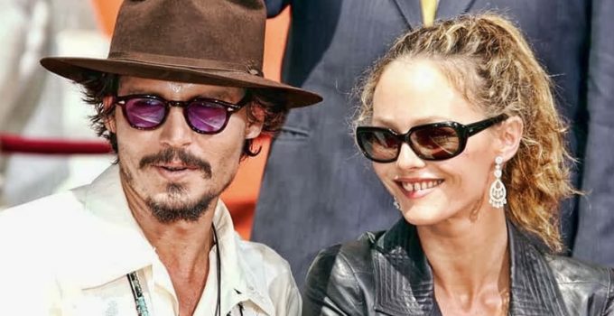 Justice Johnny Depp help Vanessa Paradis