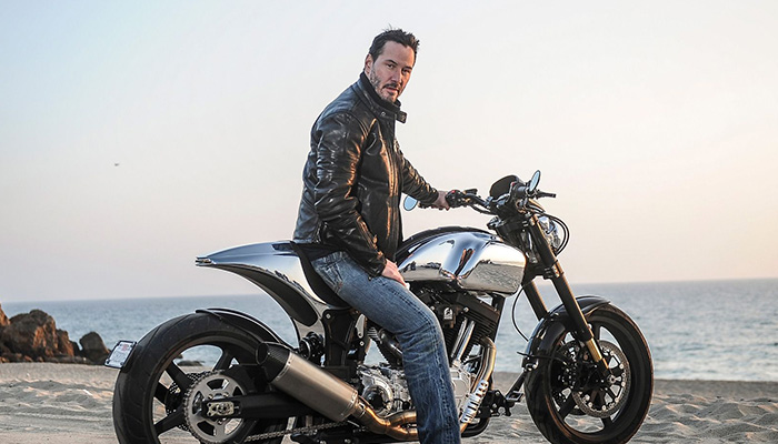 Keanu Reeves rich fortune arch